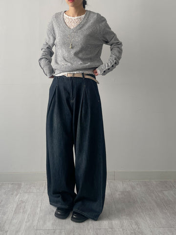 Alpha button V-neck loose fit knit